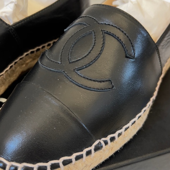 Chanel Espadrille Slip On - Picture 4 of 9